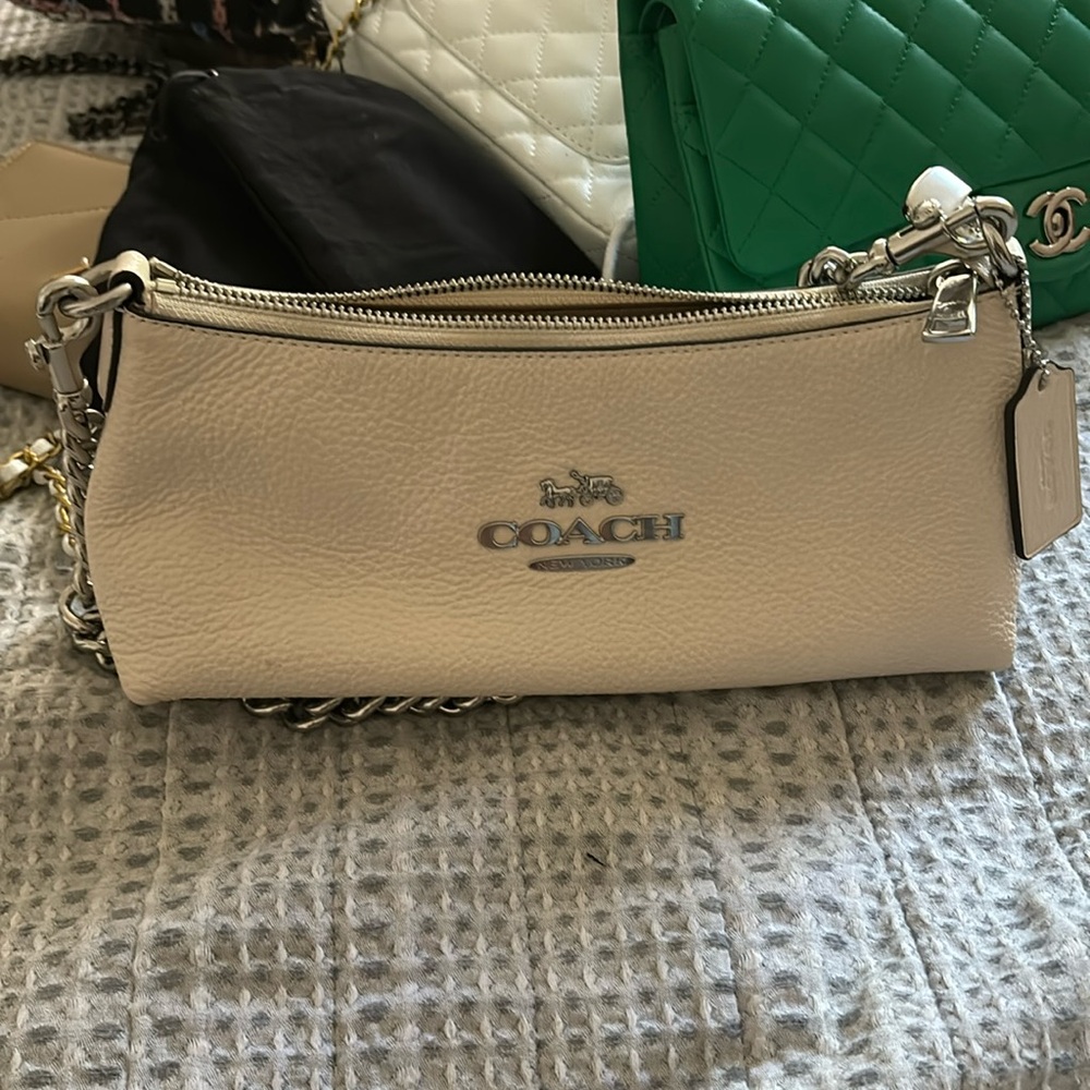 100% Authentic Coach bag! Looking for a new home
